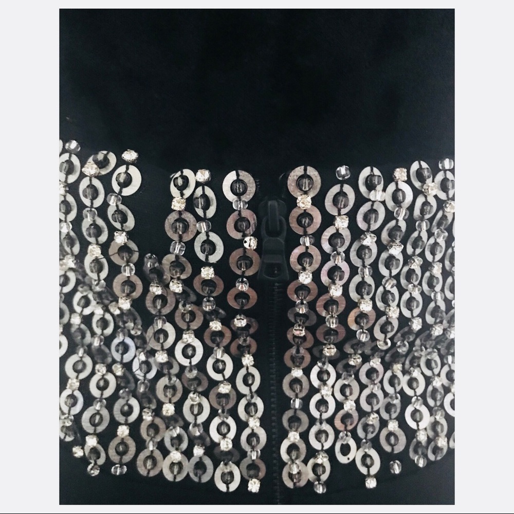 ALICE + OLIVIA HALTER NECK SEQUIN ROMPER - Picture 6 of 8